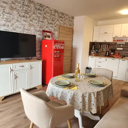 Lili Azur Appaartment Варна